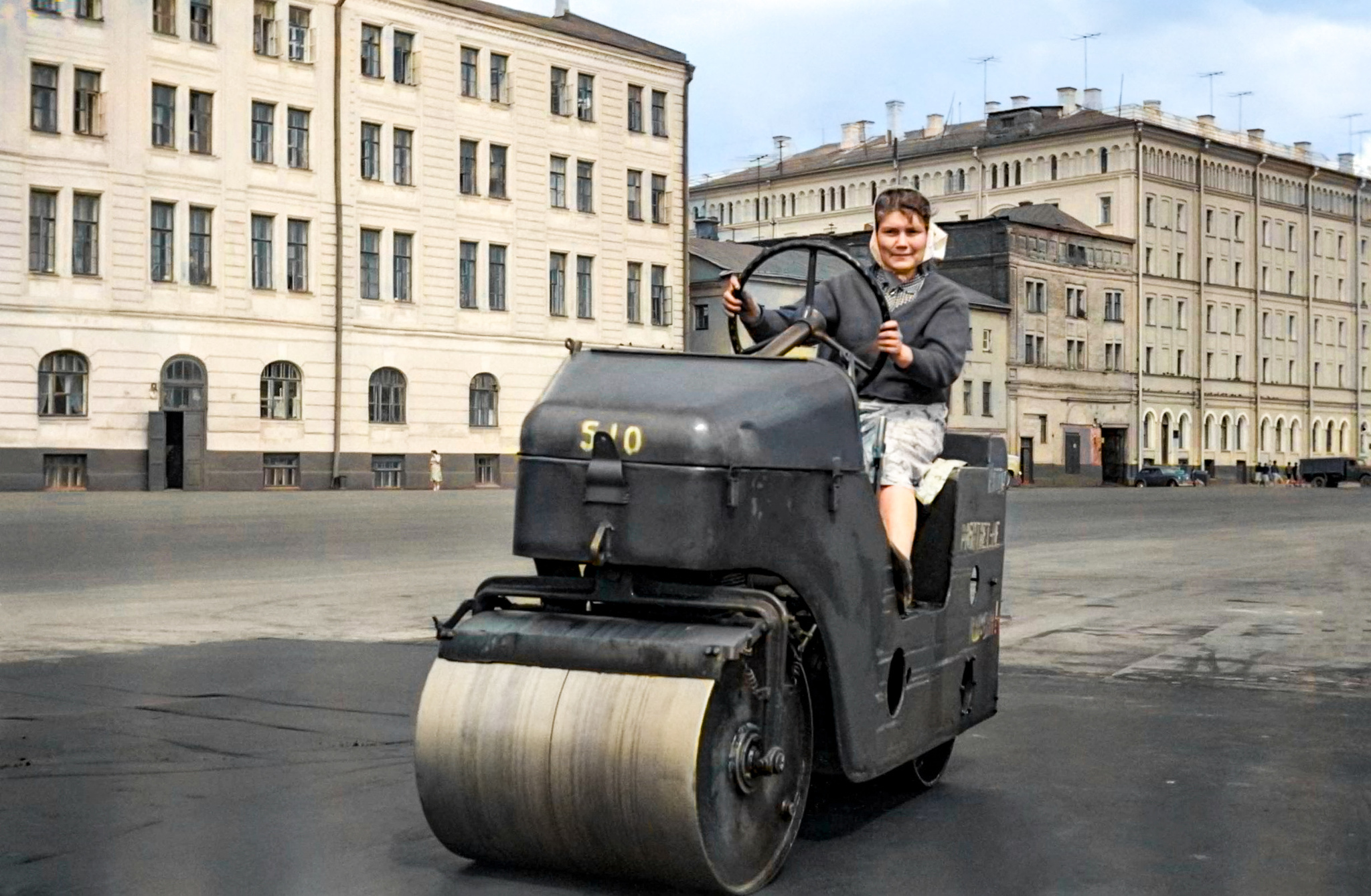 Жизнь Советской Москвы в 60-е годы. 20 раскрашенных фотографий | Пикабу