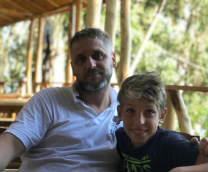 �������