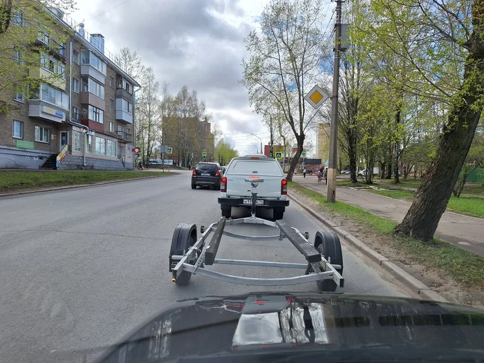 Is this even normal? - My, Traffic rules, Trailer, Road, Auto, Road safety