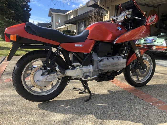 Набор для замены вилки от Хоссака, установленный на серийный BMW K100