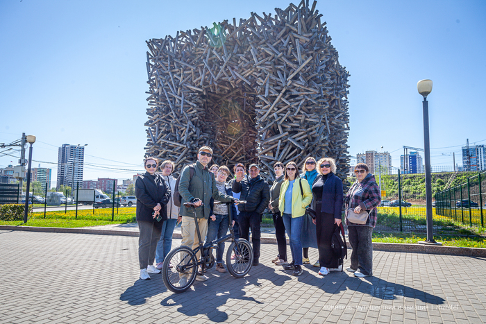 Как город победил электросамокаты. Пермский опыт Путешествие по России, Самокат, Электросамокат, Городская среда, Тротуар, Прогулка по городу, Пермь, Пермский край, Прокат самокатов, Право, Безопасность, Фотография, Уличная фотография, Транспорт, Штраф, Длиннопост