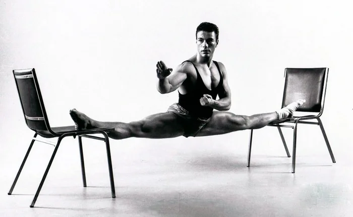 Turkiye - Turkey, Jean-Claude Van Damme, Two chairs, Politics, Black and white photo