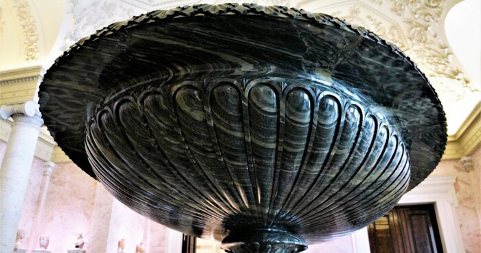 Большая Колыванская ваза