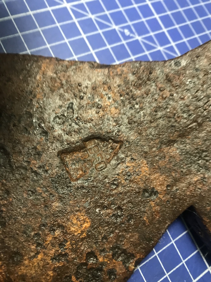 Даже клеймо было.