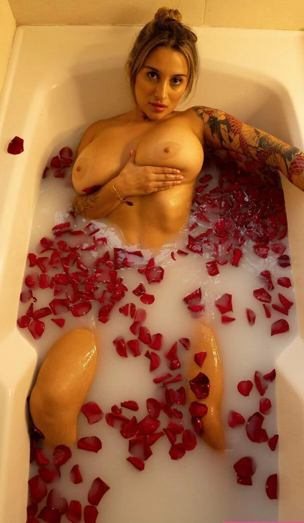 Jackiee.aphrodite - NSFW, Girls, Figure, Erotic, Boobs, Stomach, Petals