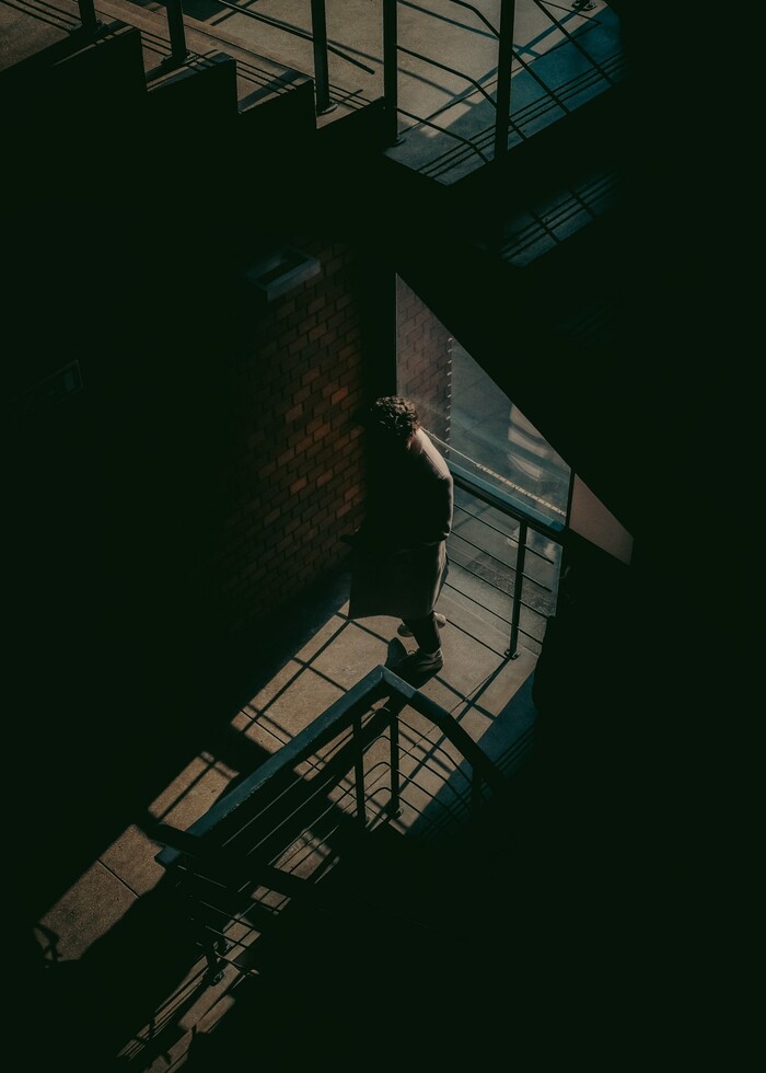 © Tommi Viitala (Финляндия) «Первый этаж», серия «Охота на тени». 3-е место AAP Magazine Shadows #39