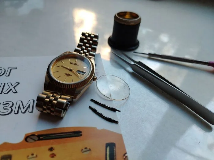Japanese watches - My, Clock, Master, Workshop, Hobby, Wrist Watch, Craftsmanship, Work from home, The photo, Restoration, Japan, Emotions, Longpost