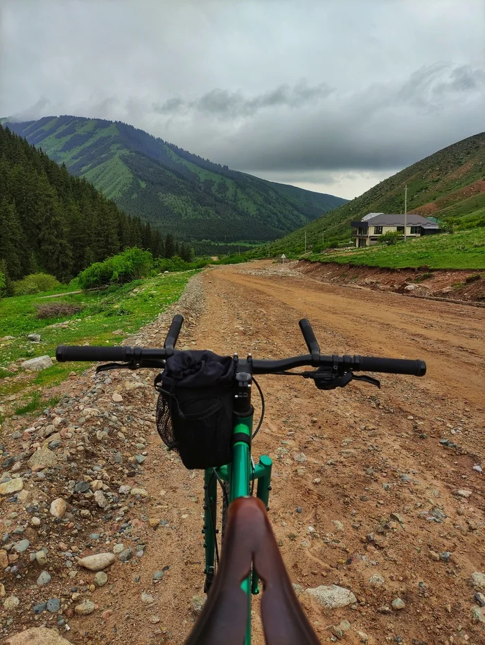 Bike trip 2024 in Central Asia (Kyrgyzstan, Kazakhstan, Uzbekistan, Tajikistan, possibly to the Pamirs) - My, Hike, A bike, Cycling, Kyrgyzstan, The mountains, Road, Travels, Tent, Lake, Cyclist, Asia, Samsa, Longpost, The photo