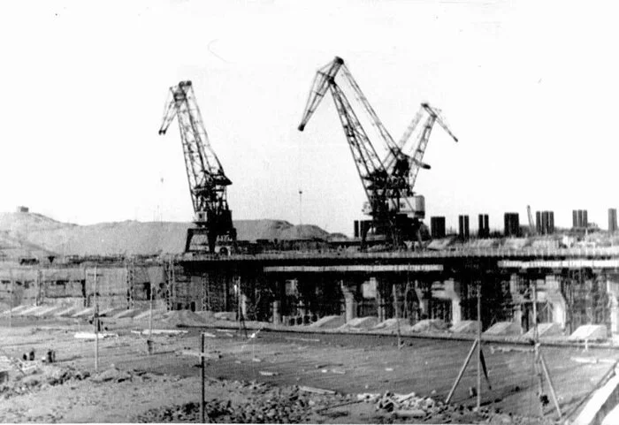 History of Russian energy in photographs: How the Irkutsk hydroelectric power station was built - My, Industry, Russian production, Factory, Production, Energy (energy production), Longpost