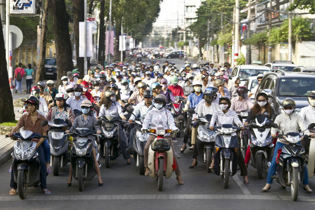 Scooters defeated - Vietnam, Kick scooter, Humor