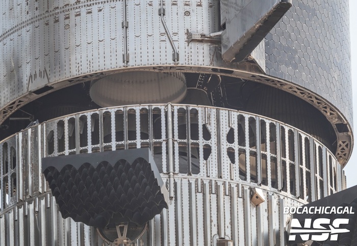      flight four.   (@bocachicagal)  NSF.