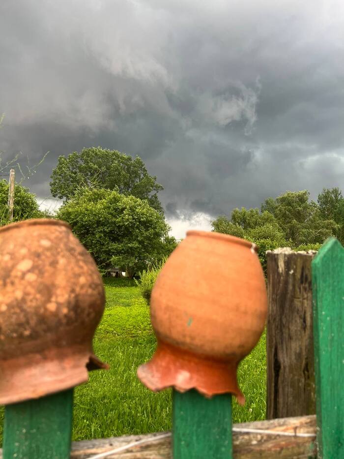 The thunderstorm in the village still feels different. It's very fascinating, but also scary, to be honest) - My, Village, Thunderstorm, Nature, Thunder, Lightning, Video, Longpost