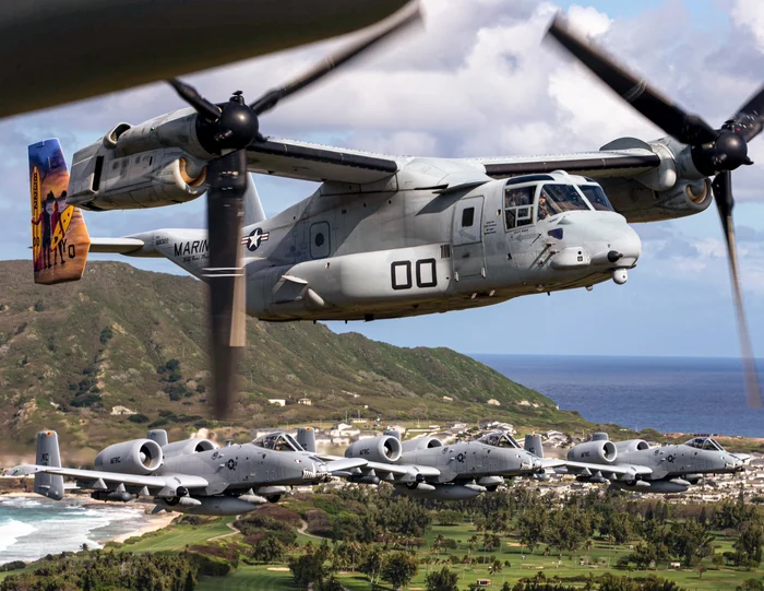 Flying over Hawaii with an escort - Aviation, Military equipment, Tiltrotor, Attack aircraft, Bell V-22 Osprey, a-10