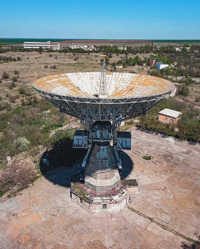 Abandoned radio telescope TNA-400 - Abandoned, Travels, Radio telescope
