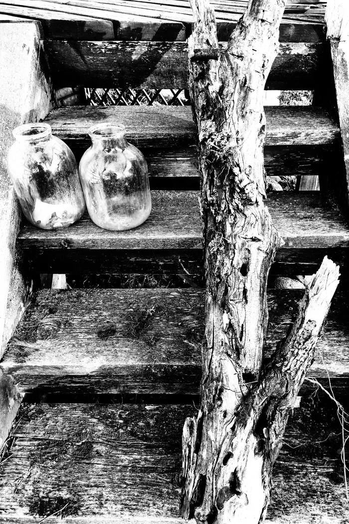 Wood and glass - My, Black and white photo, Black and white, Beginning photographer