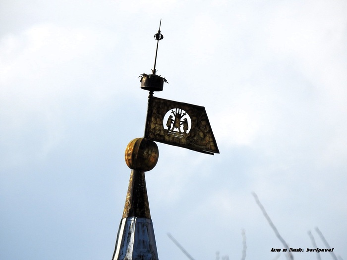 Герб Великого Новгорода, Башня Кокуй, Новгородский Детинец, Великий Новгород. Весна 2024