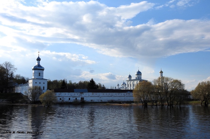 Юрьев Монастырь. Фото с борта теплохода "Вече". Весна 2024