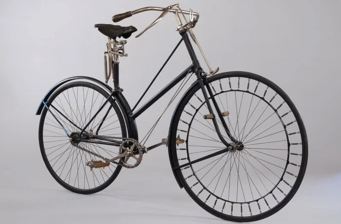 Bicycle 1889 - A bike, Video, Technologies, Rarity, Mechanism, Unusual, Inventions, Longpost