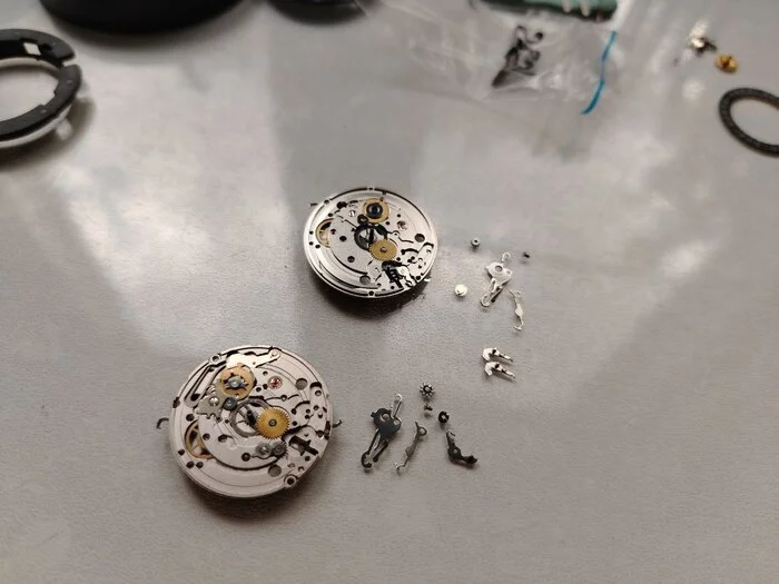 Help! - My, Clock, Master, Workshop, Breaking, Wrist Watch, Craftsmanship, The photo, Work from home, Restoration, Rukozhop, Hobby, Emotions, The strength of the Peekaboo, Longpost