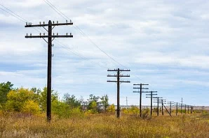 Reply to the post “Tred. What's the biggest danger you've ever faced? - Reddit, Tractor, Power lines, Electricity, Reply to post, A wave of posts, My, Страшные истории, Negative