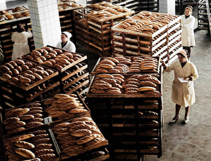 Жизнь Советской Москвы в 60-е годы. 20 раскрашенных фотографий Колоризация, Старое фото, Историческое фото, Фотография, Москва, СССР, Детство в СССР, 60-е, История города, Длиннопост