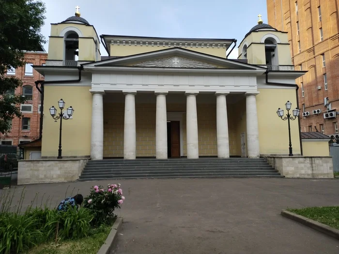 Temple of Louis of France - My, Moscow, Temple, Church, Architecture, Mobile photography