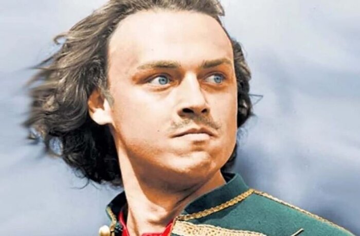 Дмитрий Золотухин в роли Петра I.