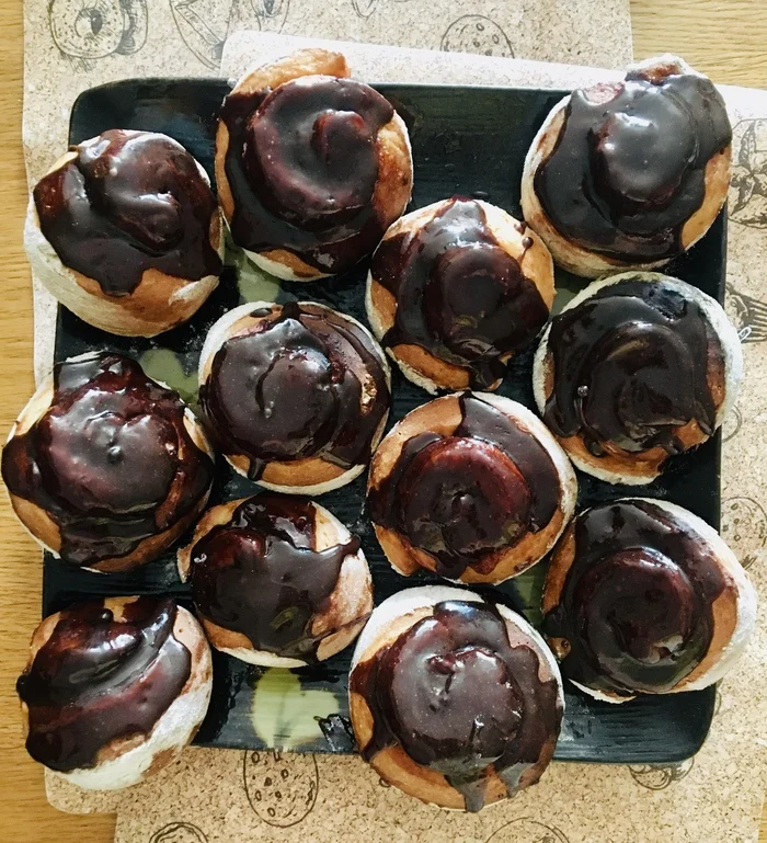 Buns with raspberry jam - My, Bakery products, Dessert, Recipe, Bun