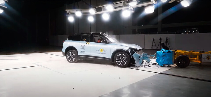 США против Китая: краш-тесты провальные и не очень Транспорт, Полезное, Автомобилисты, Машина, Изобретения, Краш-тест, Испытание, Водитель, История автомобилей, Запчасти, Авто, Травма, ДТП, Страховка, Китайские авто, Американский автопром, Европа, Проблема, Удар, Безопасность, Длиннопост