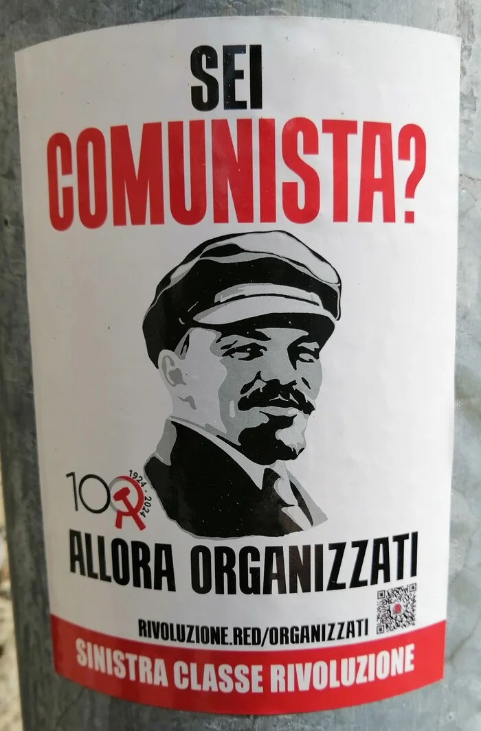 On a pillar in Italy. I just don’t understand what’s 100 years old? - My, Images, Lenin, Communism, Italy, Bergamo