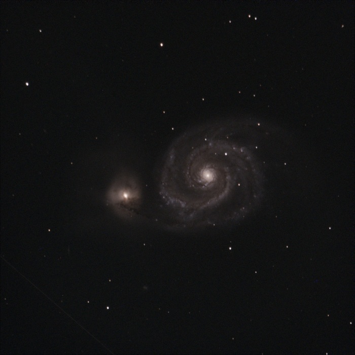   NGC 5194 (M51)    NGC 5195     .    ,   , , ,  , , , 