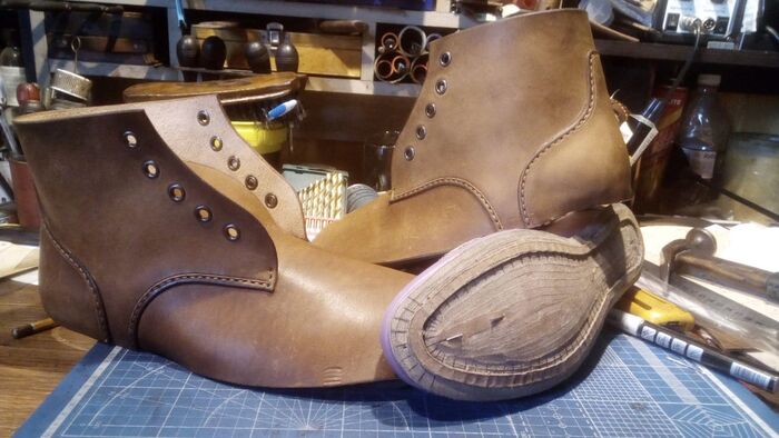 По два слоя кожи будет только на заднике и носке