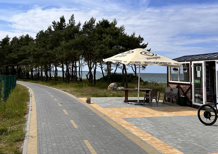 Как выглядит самая длинная и красивая велодорожка России. Прокатился на велосипеде по побережью Калининградской области Путешествие по России, Велопрогулка, Планирование путешествия, Калининградская область, Длиннопост