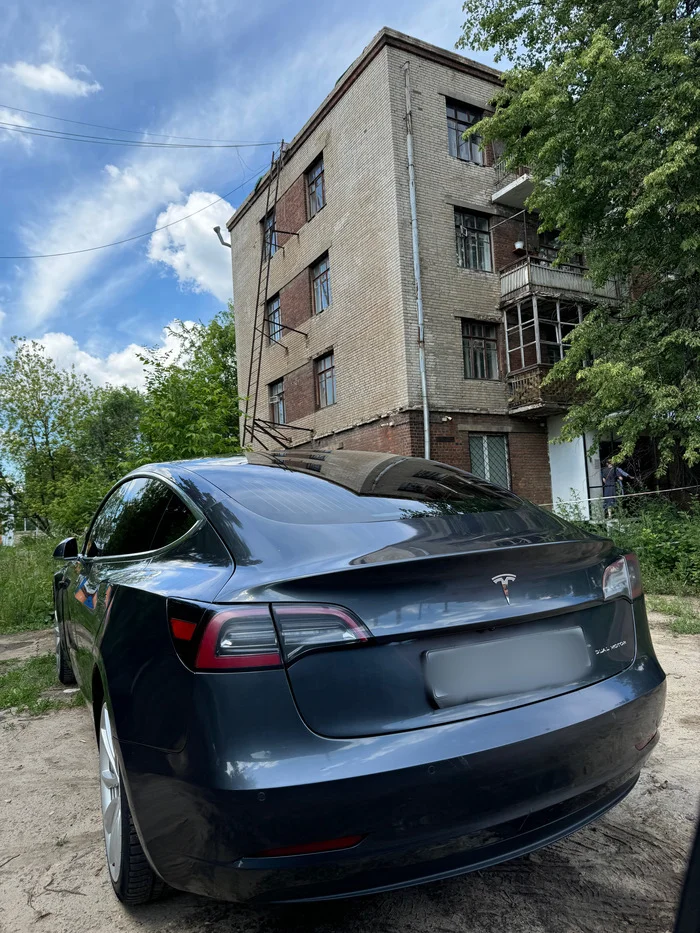 Who are these people buying Teslas in Elektrostal? - My, Tesla, Who is this?, Moscow region, Elektrostal