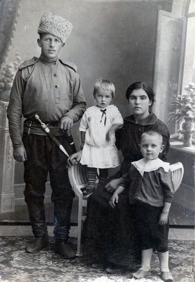 Cossacks and their families in pre-revolutionary photos - The photo, Historical photo, Cossacks, Longpost