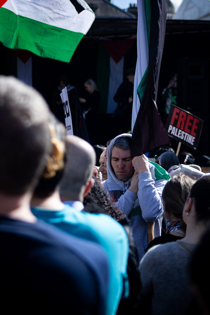  Moses Harris ()  . 3-      