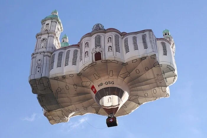 The Flying Cathedral is a project by artists Jan Kaeser and Martin Zimmermann dedicated to the 200th anniversary of the Swiss canton of St. Gallen - My, Crossposting, Pikabu publish bot, Longpost