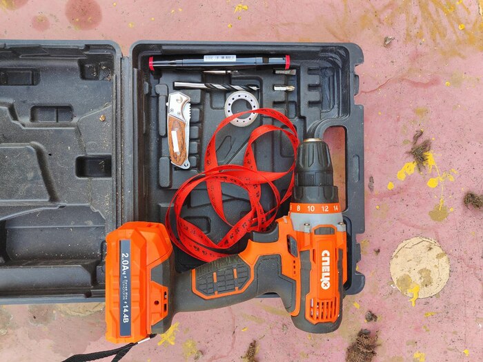   ,    , ,   0.7(    0.5 ),    . 