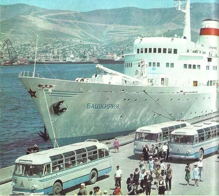 Motor ship Bashkiria at the pier of the sea station of Novorossiysk, USSR, 1975 - Motor ship, Novorossiysk, the USSR, Childhood in the USSR, Made in USSR, Retro, 70th, Summer, Holidays, Heat, Telegram (link)