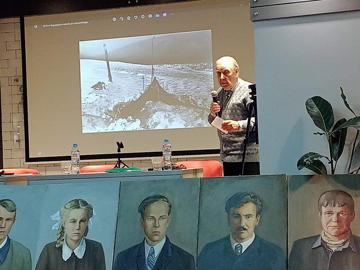 V     .  . :     .   . :     