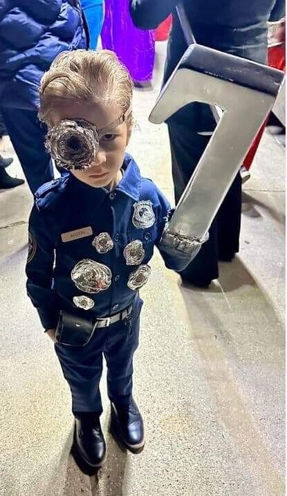There is no such thing as an ideal children's costume... - Terminator, T-1000, Memes, Terminator 2: Judgment Day, Cosplay, Children