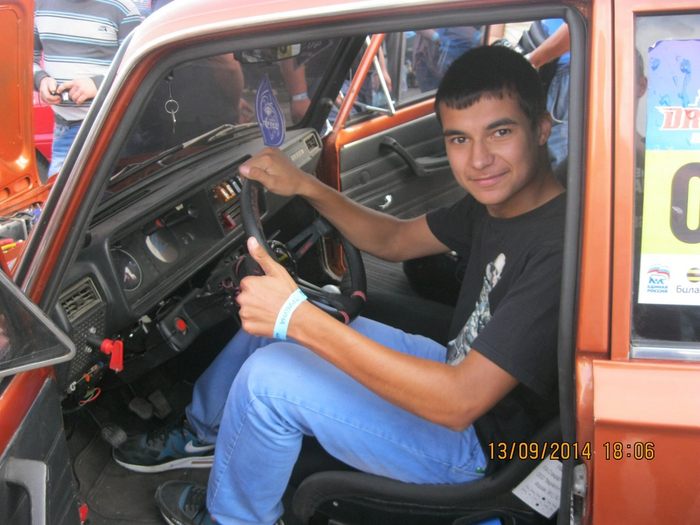 Юноша любил живопись и музыку. А еще очень любил свою мамуИсточник: Александр Ткаченко / соцсети