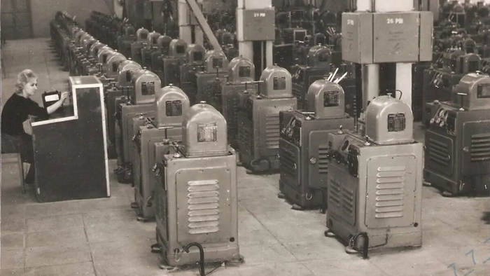  60-  :  3   , 200          .