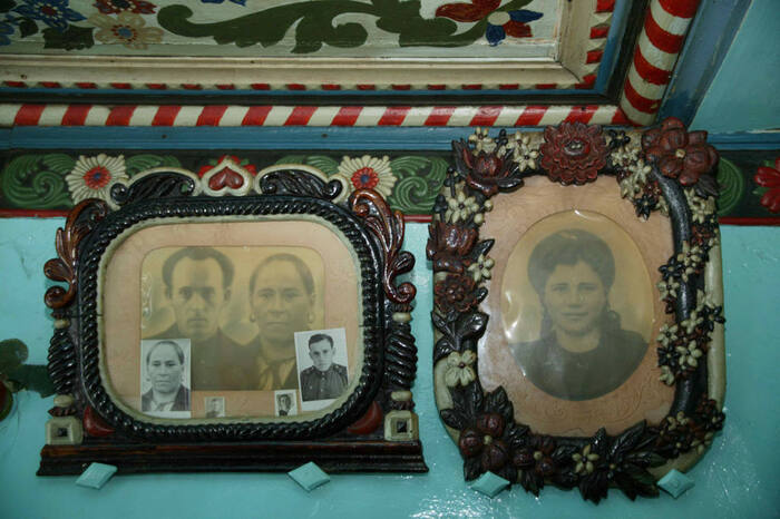 ��������