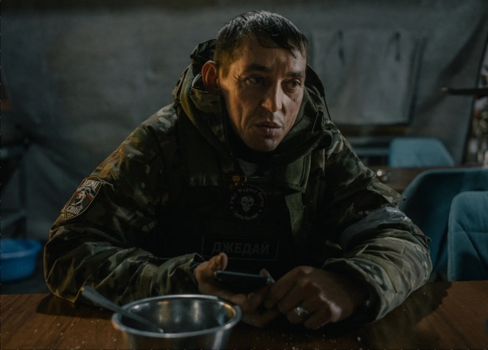 39-летний солдат с позывным “Джедай” записался в отряд "Ахмат" и две недели тренировался в нем, прежде чем отправиться на поле боя