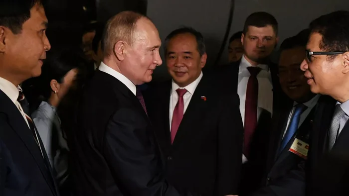 Vietnam ignored US criticism while accepting Putin, writes Bloomberg - Politics, Vietnam, USA, Hanoi, Vladimir Putin, Visit, Washington, Asia