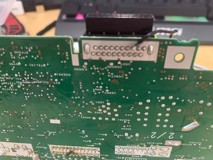 AUXGND ����� �����