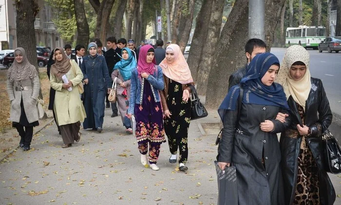 Hijab banned in Tajikistan - Hijab, Tajikistan