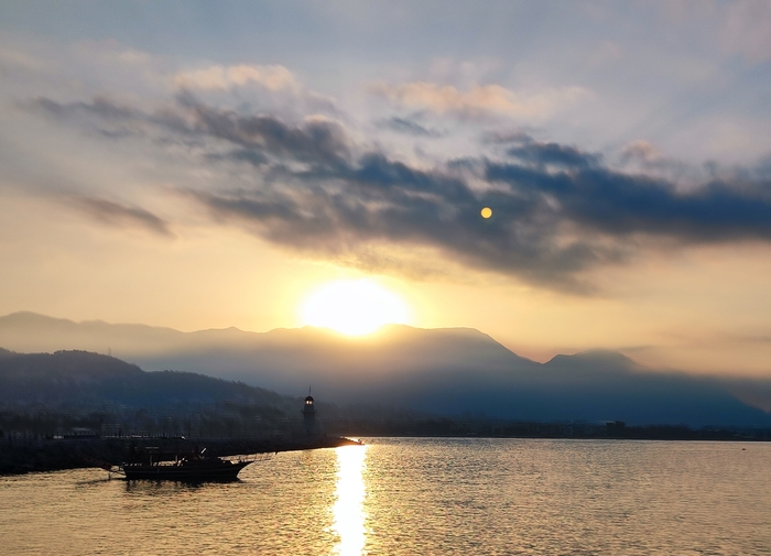 Утренняя расслабленная пробежка Бег, Спорт, Утро, Море, Средиземное море, Турция, Аланья, Фотография, Мобильная фотография, Длиннопост