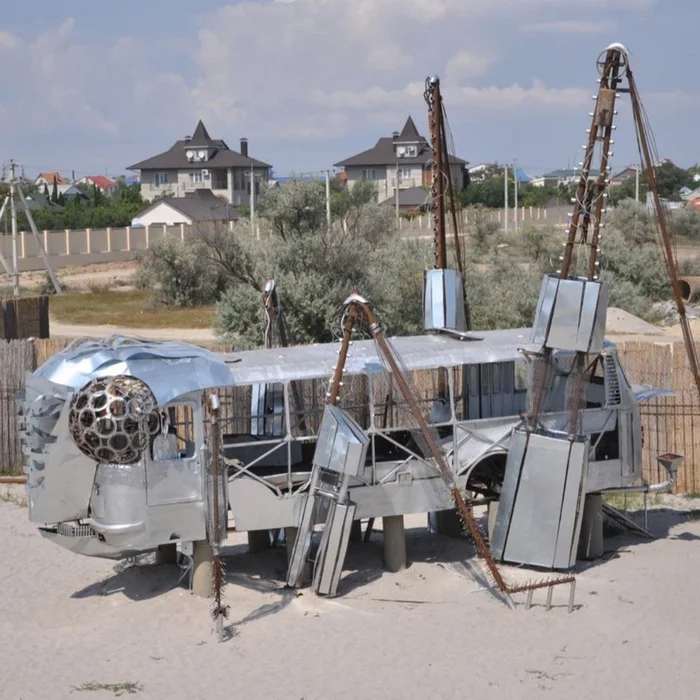 Abandoned grasshopper bus in Kazantip - Abandoned, Travels, Kazantip, Bus